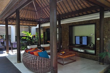 �o�����U�U