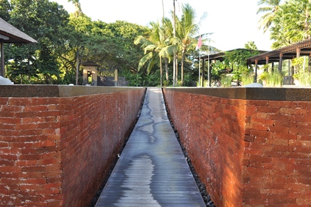 �o�����W�U