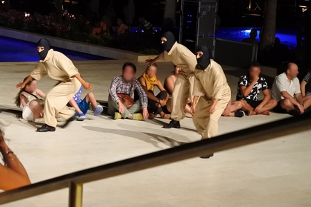 �J���N���U�X