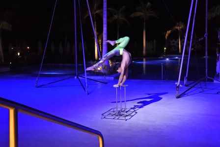 �J���N���T�T