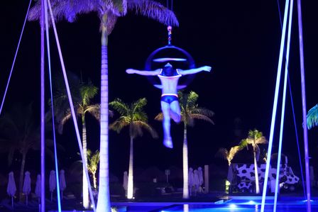 �J���N���T�W