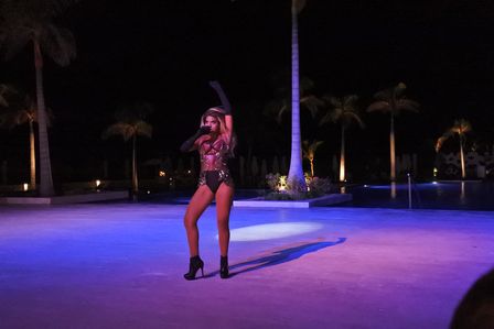 �J���N���X�Q