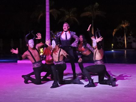 �J���N���X�T