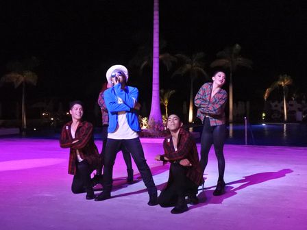 �J���N���X�U