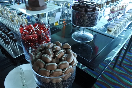 �h�o�C�U�S