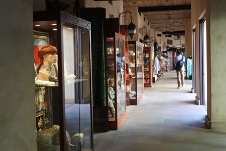 �h�o�C�X�T