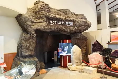 �x�m�܌΂Q�Q