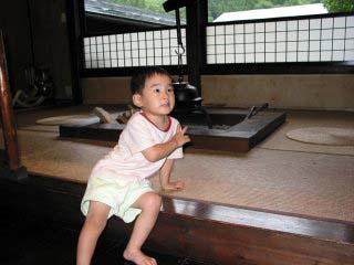 �������T