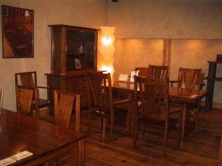 �X�̔����قS