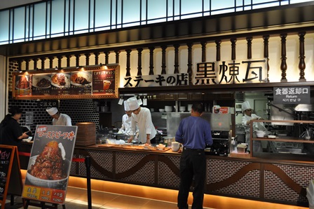 �����Q�R