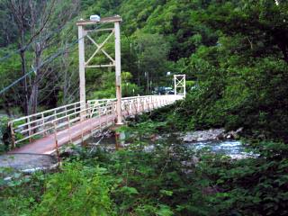 �j�����P