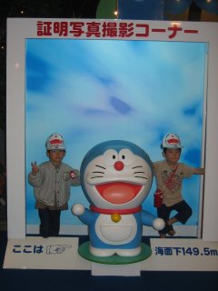 �h��������U