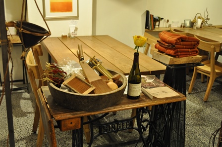 �k�C���X�U