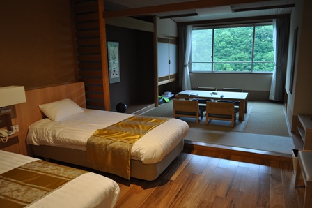 �k�C���R�V