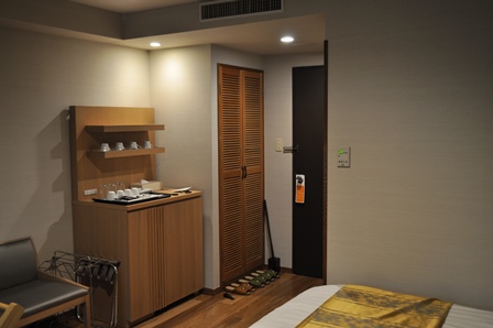 �k�C���R�W