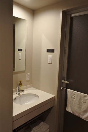 �k�C���S�O