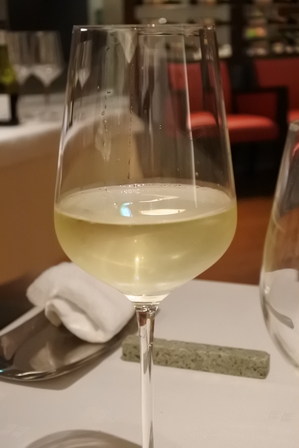 �k�C���S�U