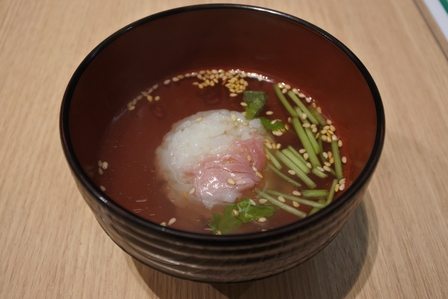 �k�C���P�R