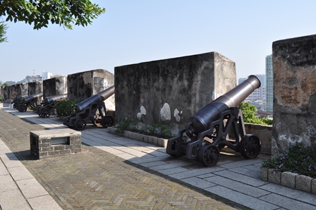 �}�J�I�Q�R