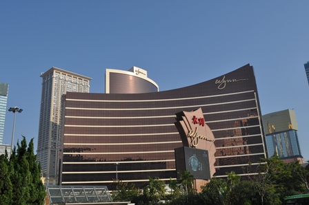 �}�J�I�R�S