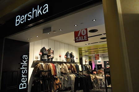 �}�J�I�R�X