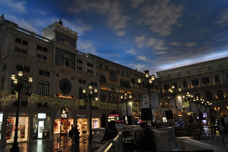 �}�J�I�T�O