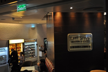 �}�J�I�P�U