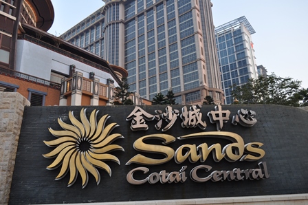 �}�J�I�S�O