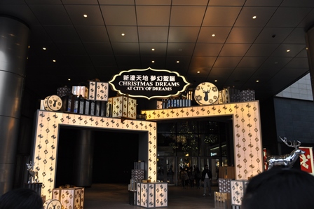 �}�J�I�S�P