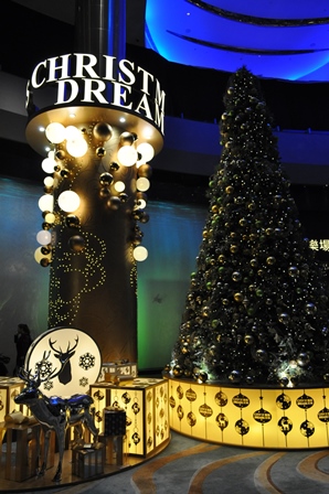 �}�J�I�S�T