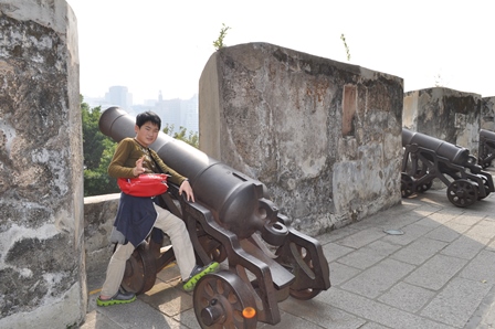 �}�J�I�T�R