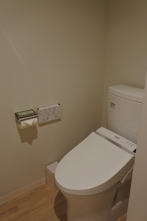 �{�Ó��T�T