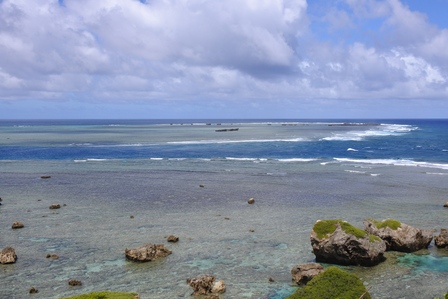 �{�Ó��R�S