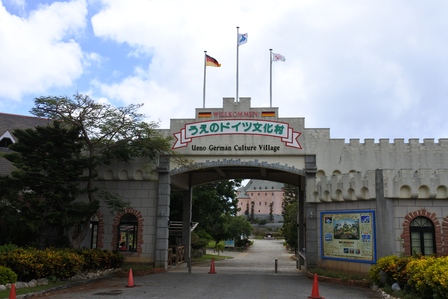 �{�Ó��U�S