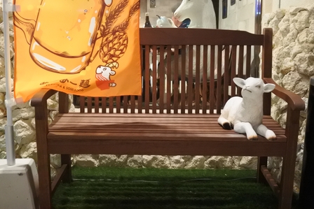 �{�Ó��T�T