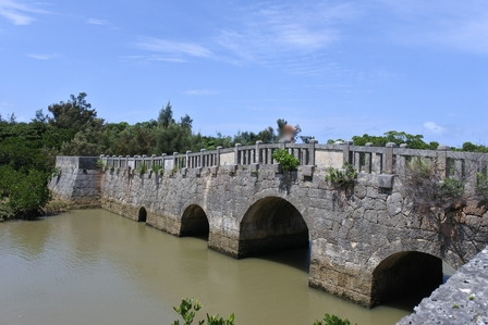 �{�Ó��R�R