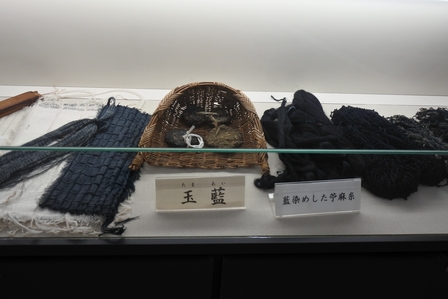 �{�Ó��S�T