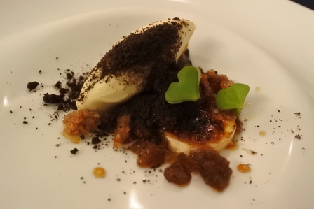 �{�Ó��V�V