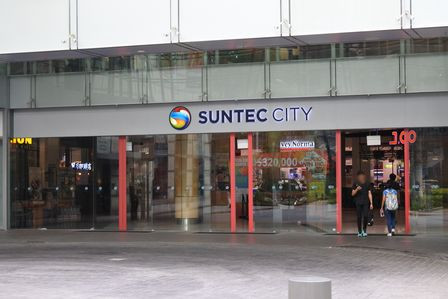 �V���K�|�[���R�T