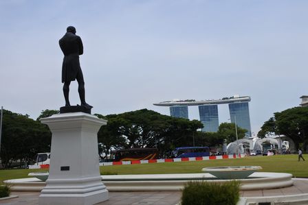 �V���K�|�[���R�X