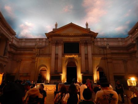 �����Q�R