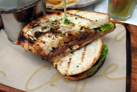 �V���K�|�[���P�O