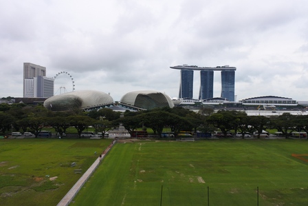 �V���K�|�[���R�S