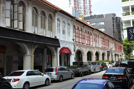 �V���K�|�[���R