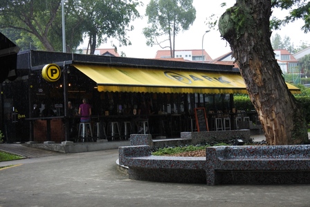 �V���K�|�[���P�R