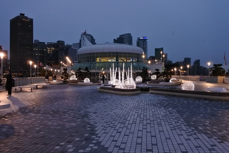 �o���N�[�o�[�T