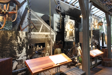 �o���N�[�o�[�Q�Q