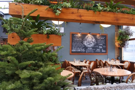 �o���N�[�o�[�Q�P