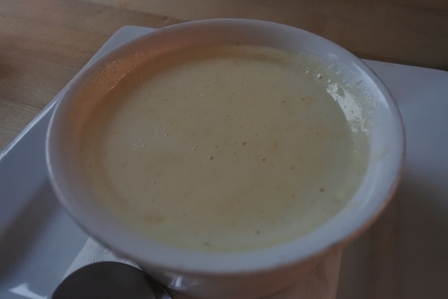 �o���N�[�o�[�Q�R