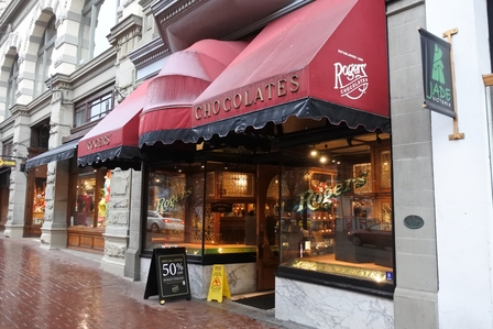 �o���N�[�o�[�S�R